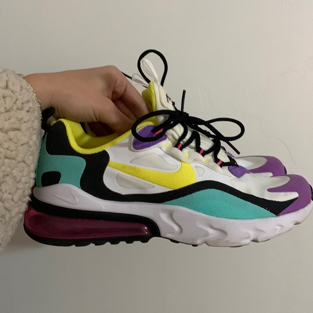 Nike air react 270